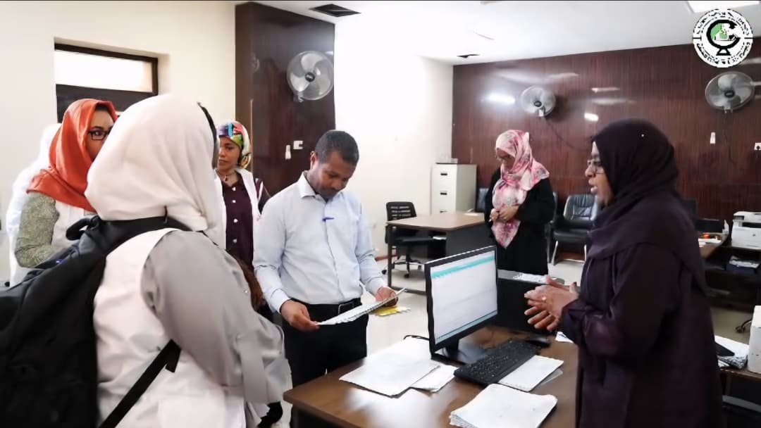 الإمدادات الطبية تبحث التعاون والتنسيق مع منظمة أطباء بلا حدود